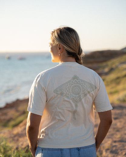 EAGLE RAY CROP TEE